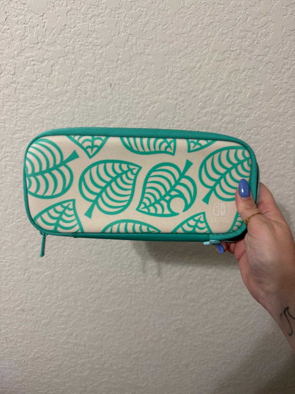 Nintendo Switch Leaf-Print Carry Case - Teal & Cream
